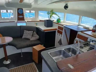 LAGOON 380 2