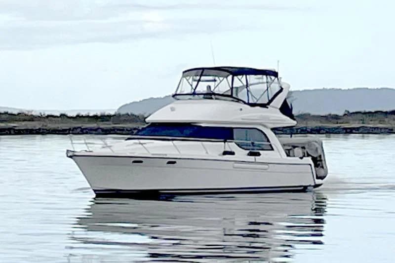 2001 Bayliner 3788 Command Bridge Motoryacht