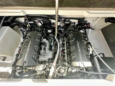 2025 Yamaha Boats 252SE w/ Twin 1.8L 3