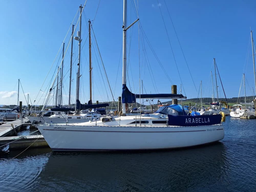 1990 Moody 336 Boat for Sale in Rhu