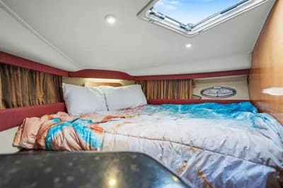 2001 Carver 356 Aft Cabin Motor Yacht 3
