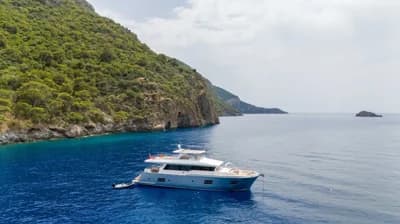 27M TRAWLER 2