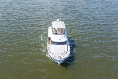 2019 Beneteau Swift Trawler 35 2