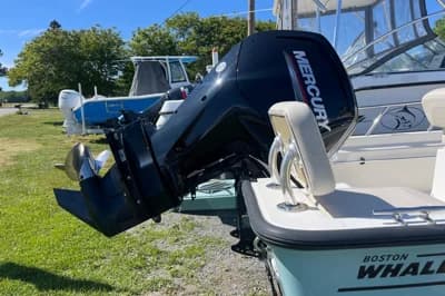 2023 Boston Whaler 170 Montauk 2
