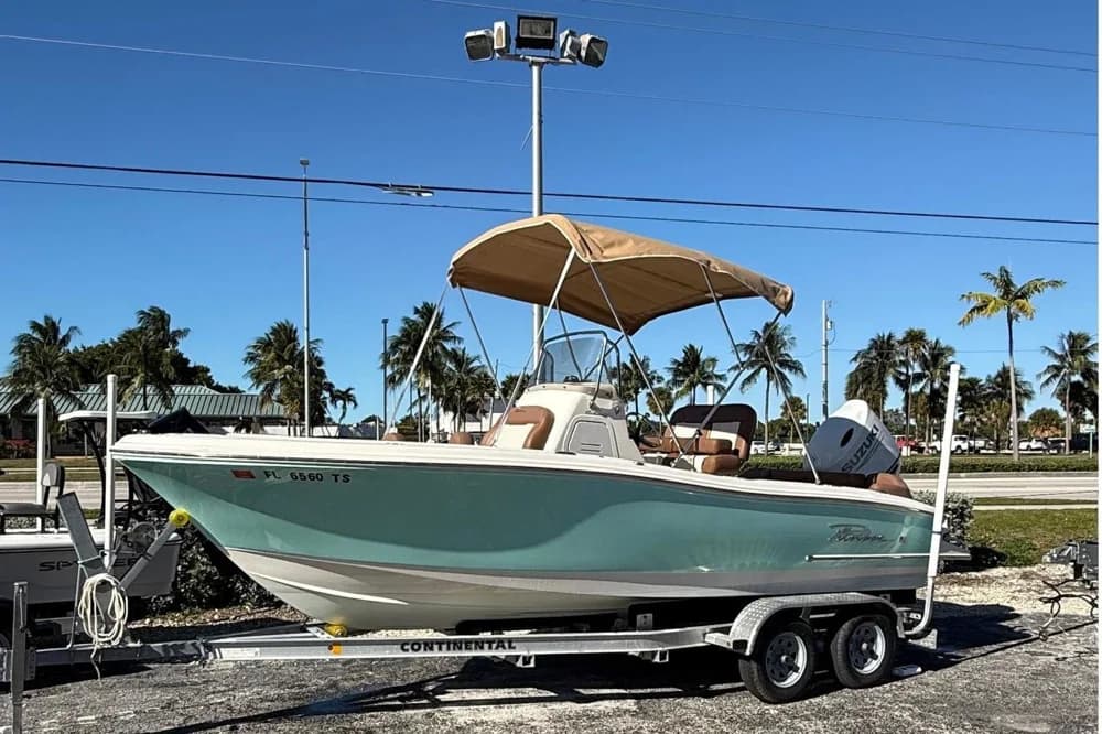 2023 Pioneer 202 Islander
