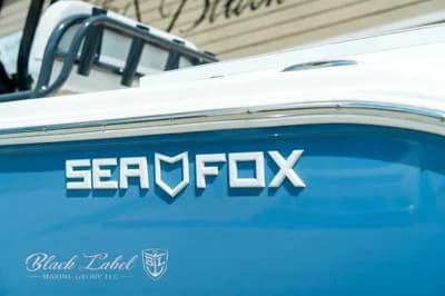 2025 Sea Fox 248 Commander 2