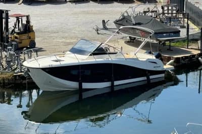 2019 Quicksilver Activ 875 Sundeck 3