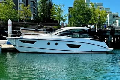 2016 Beneteau Gran Turismo 40 | 40 ft 2