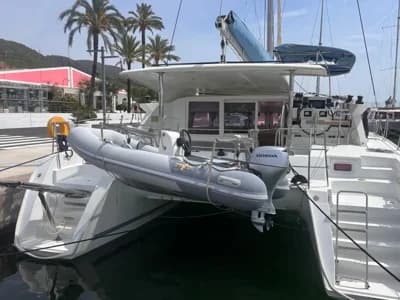 2010 Lagoon 421 Boat for Sale in Barcelona 2
