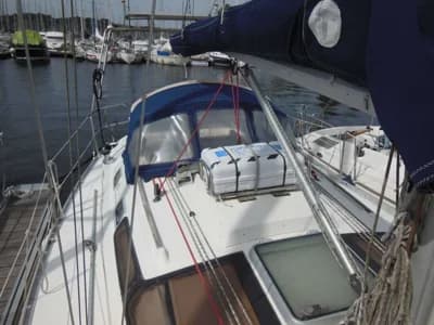 Bénéteau Oceanis 320 2