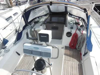 Bénéteau Oceanis 320 3