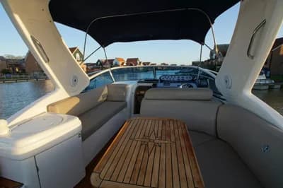 2002 Sealine S34 Boat for Sale in Lincoln 3