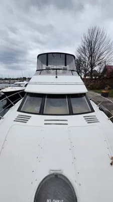 2005 Carver 420 Mariner | 42 ft 3