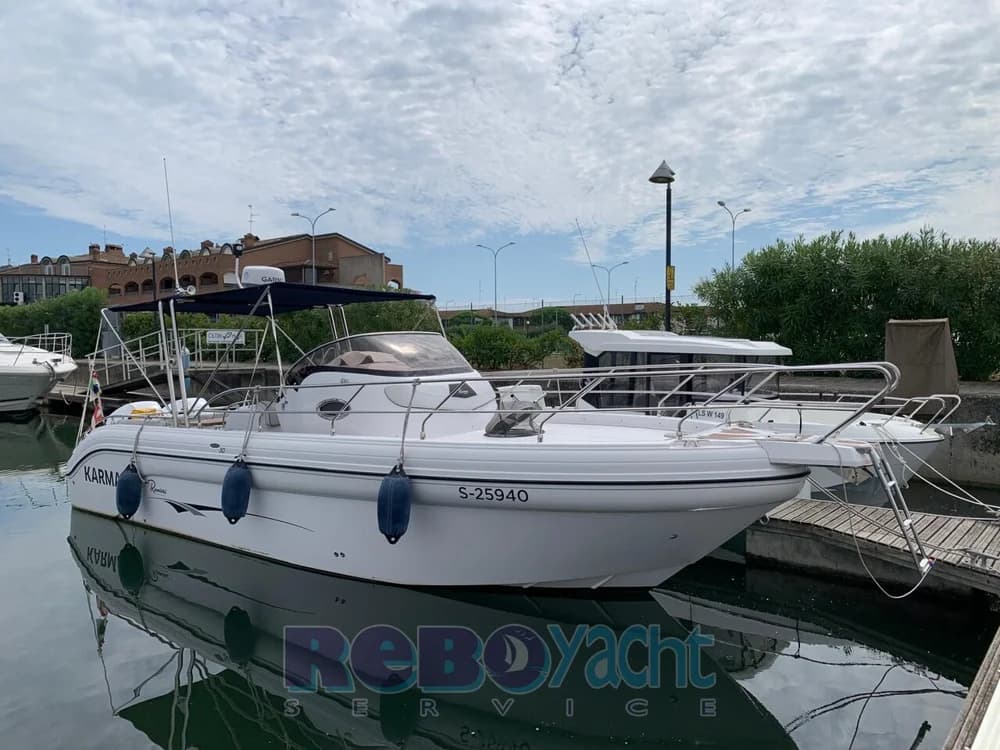 Ranieri 30 Shadow