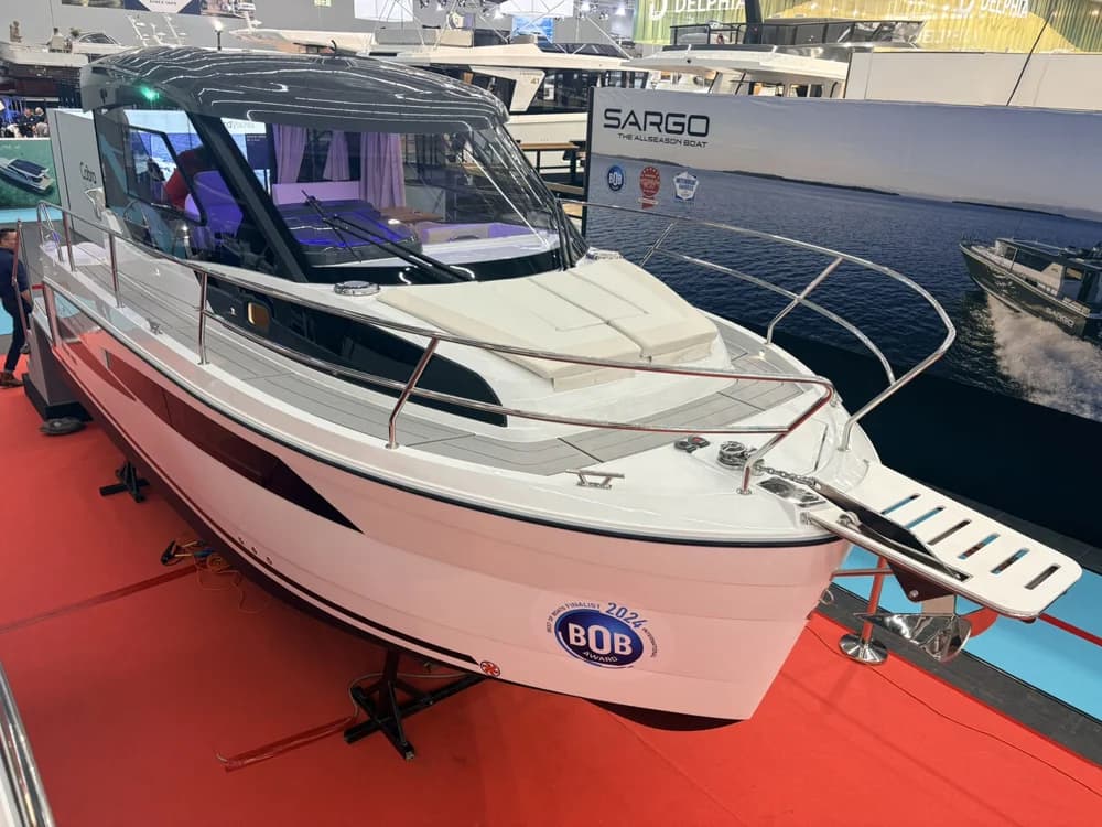 Nautic 880
