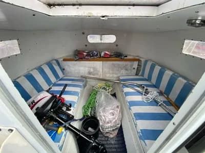 1987 Corneel Love 26 Boat for Sale in Hayling Island 4