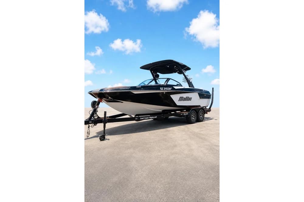 2021 Malibu Wakesetter 24 MXZ | 24.4 ft