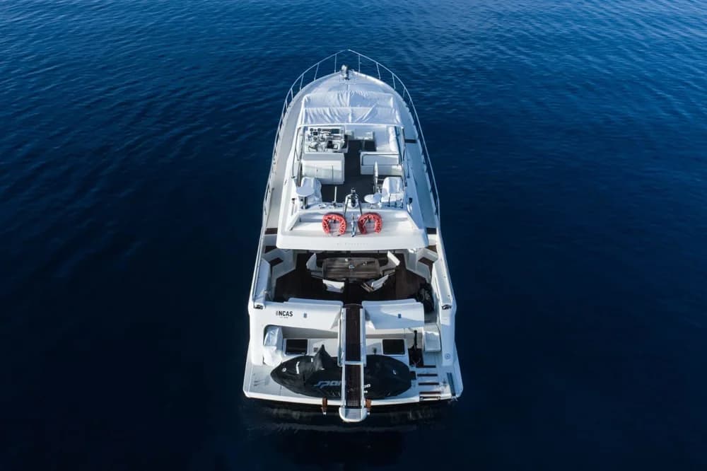 1998 Ferretti Yachts 620 fly | 62ft