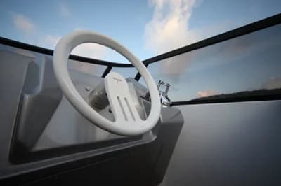 2011 Tecnomar NADARA | 100.4 ft 3