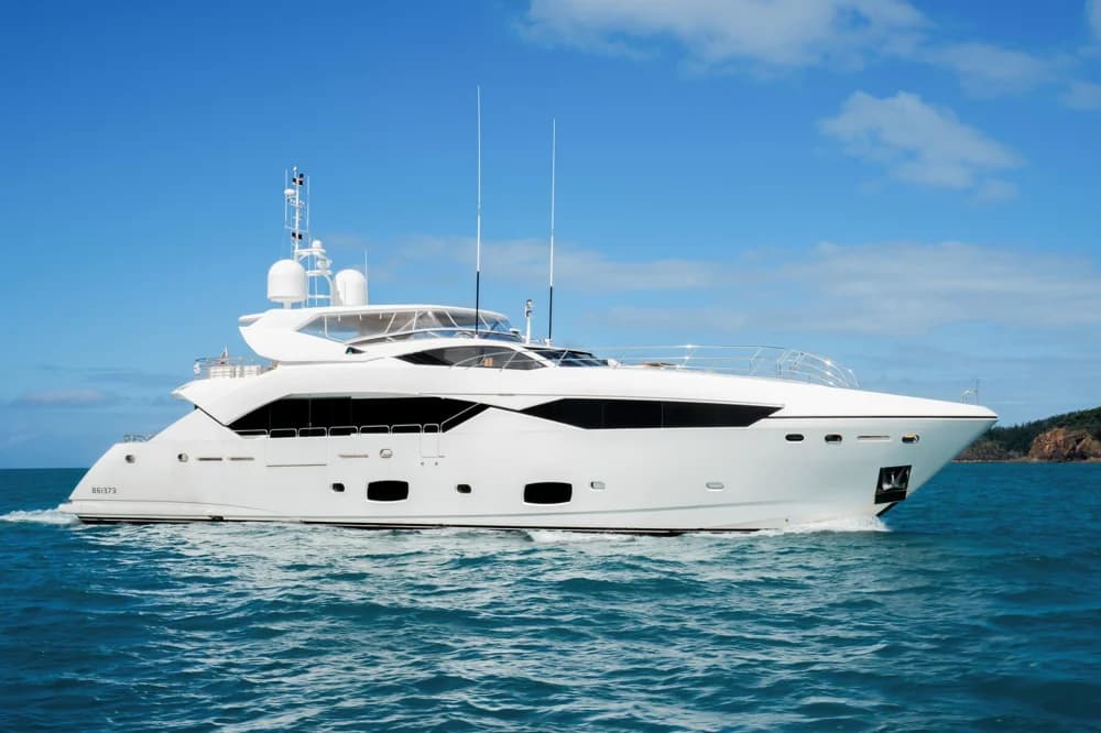 2015 Sunseeker 115 Sport Yacht | 113.3 ft