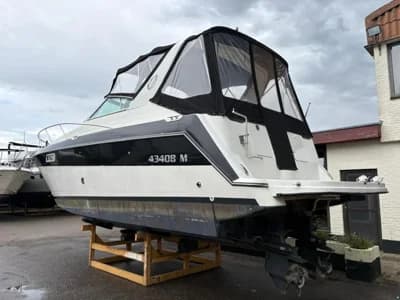 Maxum 3200 SCR 3