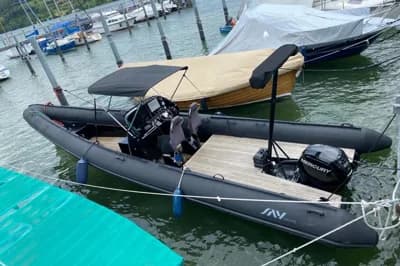 2015 SAY Carbon Yachts RIB 31 | 31.2 ft 3