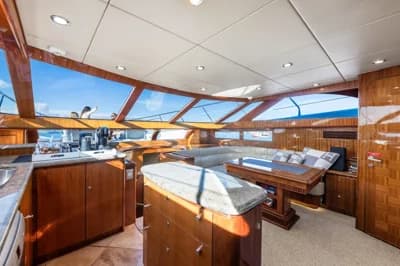 2008 Dyna Laguna 77 | 77.8 ft 3