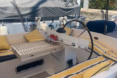 1993 Oyster Sovereign 55 | 17m 3