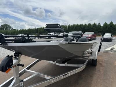 2027 Xpress Hyper-Lift Crappie Series H17 CRAPPIE 3