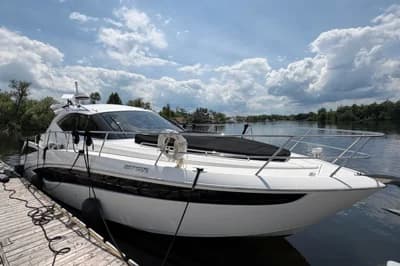 2017 Galeon 385 HTS | 38.4 ft 2