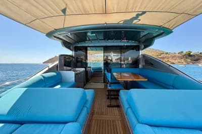 2006 Princess V70 | 70.3 ft 3