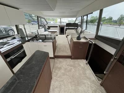 2021 Prestige 590 | 61.4 ft 3