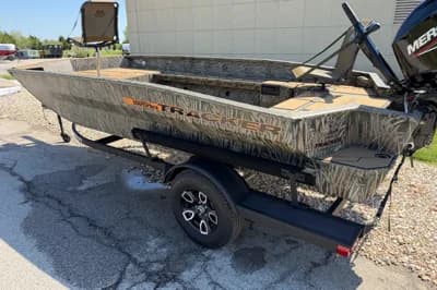 2026 Tracker Grizzly 1756 T Marsh 2
