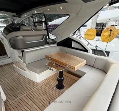 2024 Cranchi M44 HT | 39.4 ft 2