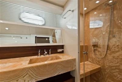 2010 Sanlorenzo SL88 | 88 ft 3