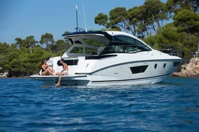 2019 Beneteau Gran Turismo 40 | 41.7 ft 2