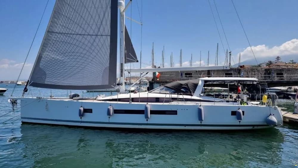 Jeanneau Yachts J 65