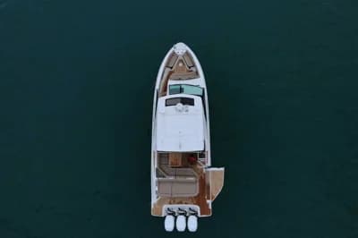 2019 Sea Ray SLX 400 Outboard 2