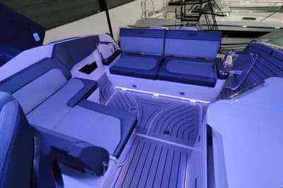 Galeon 325 GTO 3