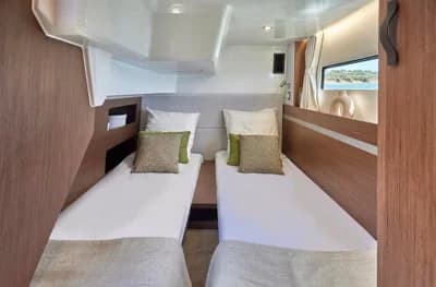 2025 Beneteau Antares 12 3