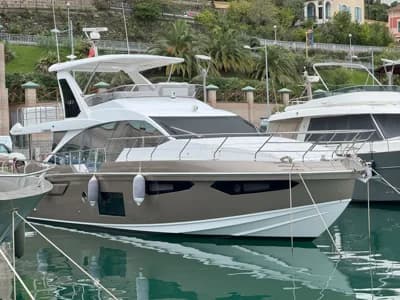 2022 Azimut Fly 60 2