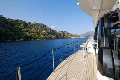 Galeon 500 Fly 4