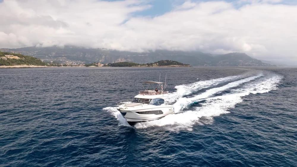 2022 Prestige 420