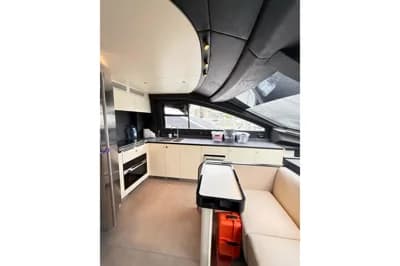 2022 Azimut Fly 78 3
