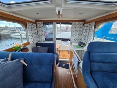 Nimbus 280 Coupe 3