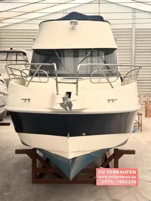 Astromar 890 Egir Flybridge 2