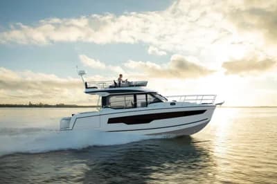 2026 Jeanneau Merry Fisher 1095 Fly Serie 2 2