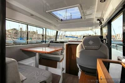2026 Jeanneau Merry Fisher 895 Sport 3