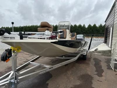 2027 Xpress H20B Bay 3