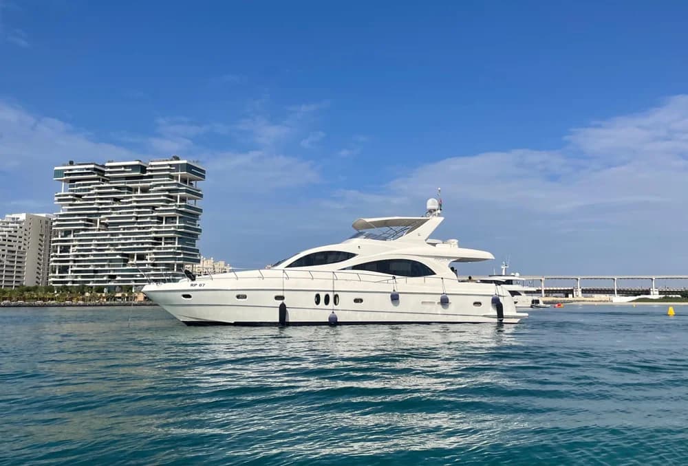 MAZ MAJESTY 68FT